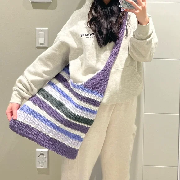 Crochet tote bag purple - Picture 3 of 3